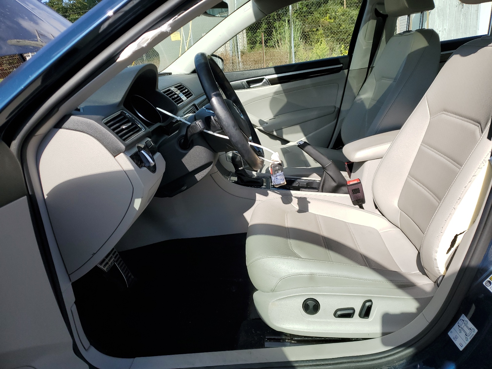 1VWMA7A33KC002890 2019 Volkswagen Passat Se R-Line