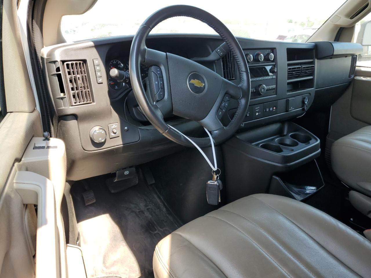 2022 Chevrolet Express G2500 VIN: 1GCWGAFP4N1267790 Lot: 69126814