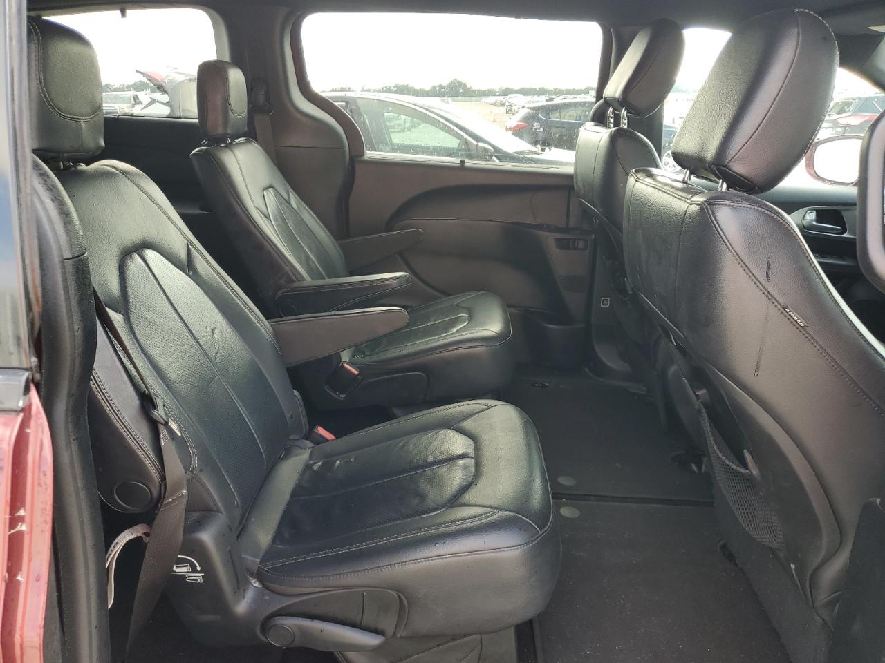 2018 Chrysler Pacifica Touring L VIN: 2C4RC1BG9JR174722 Lot: 66296634