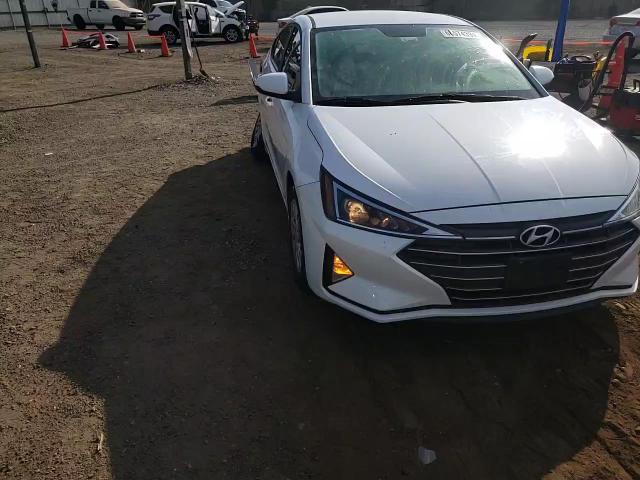 2019 Hyundai Elantra Se VIN: 5NPD74LF9KH427915 Lot: 66574394