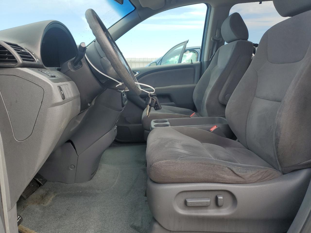 2005 Honda Odyssey Ex VIN: 5FNRL38425B113495 Lot: 65864884