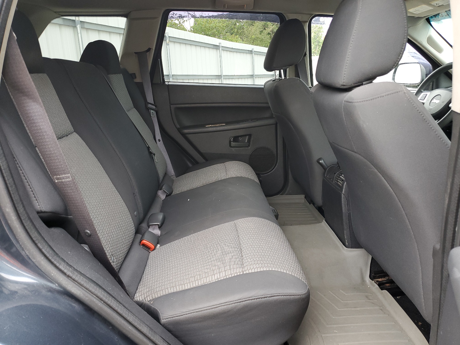 1J8GR48KX8C172959 2008 Jeep Grand Cherokee Laredo