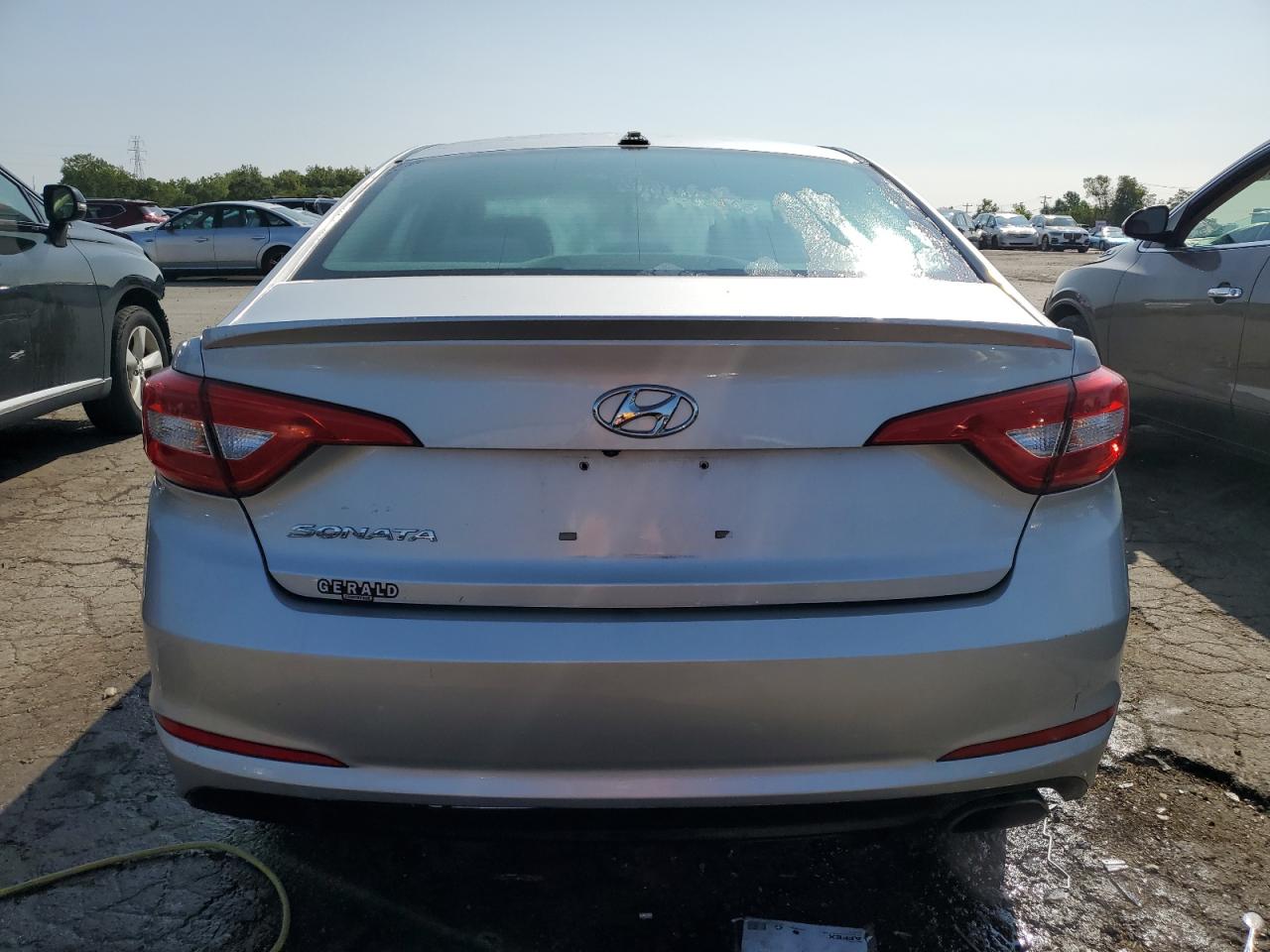 5NPE24AF3FH013833 2015 Hyundai Sonata Se