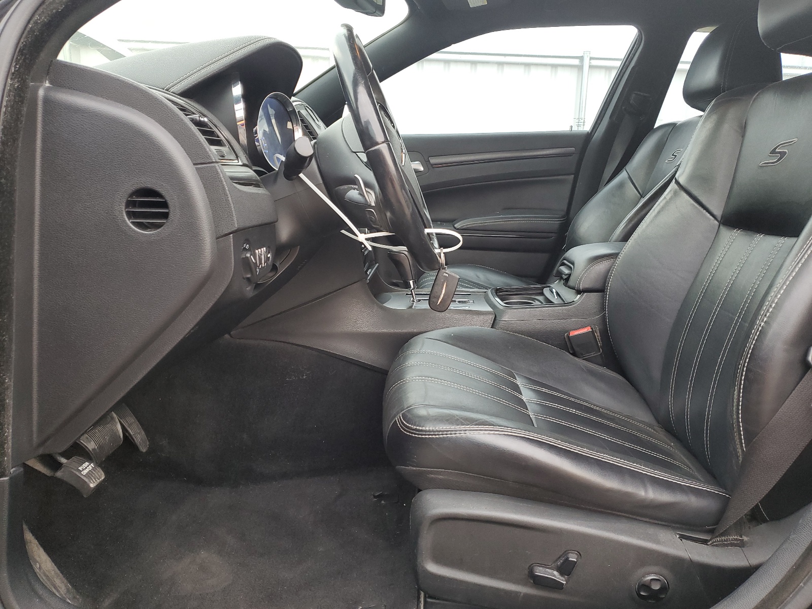 2C3CCABT1DH716963 2013 Chrysler 300 S