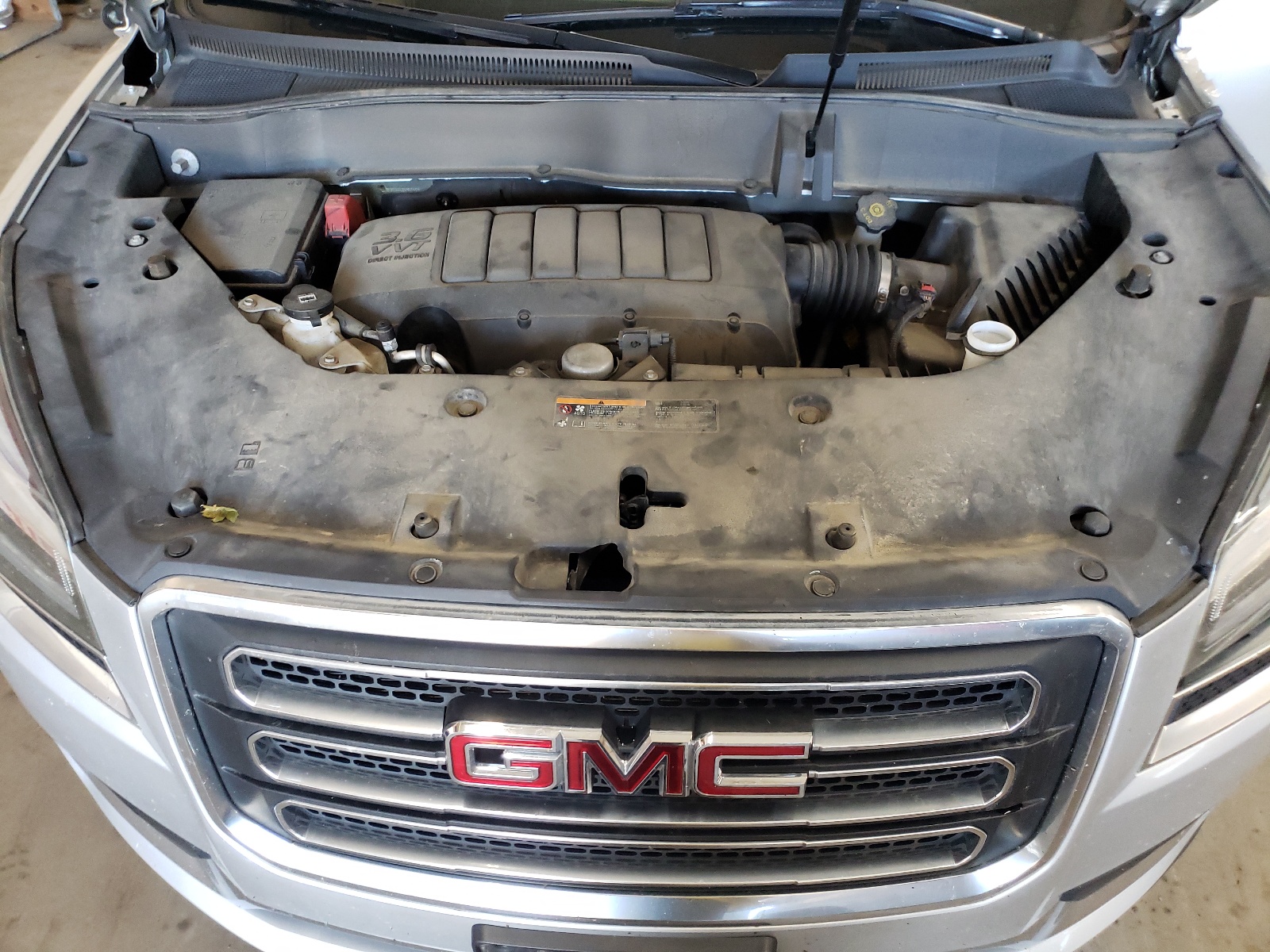 1GKKVSKD5HJ308555 2017 GMC Acadia Limited Slt-2