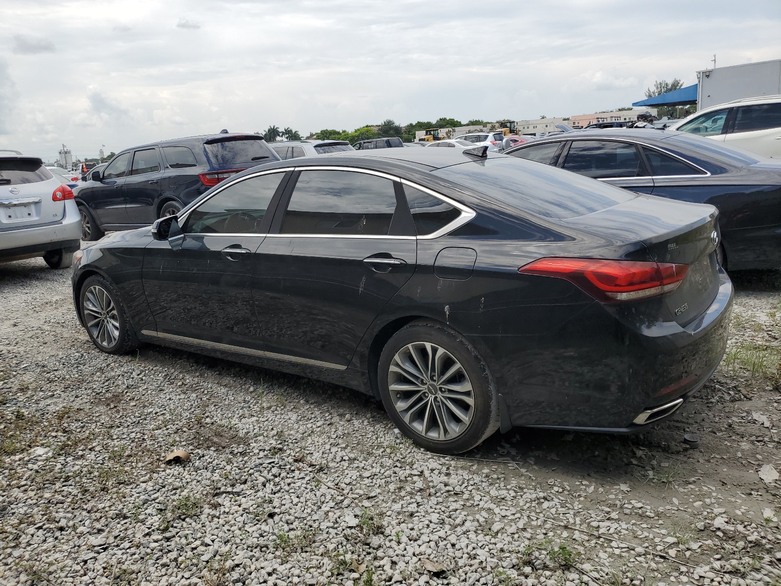 2016 Hyundai Genesis 3.8L vin: KMHGN4JE7GU129532