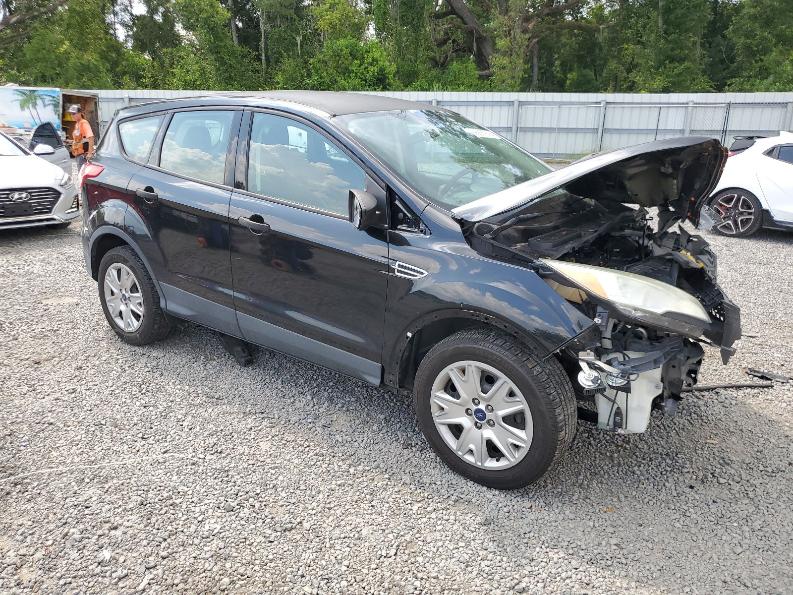 2013 Ford Escape S vin: 1FMCU0F73DUC41986