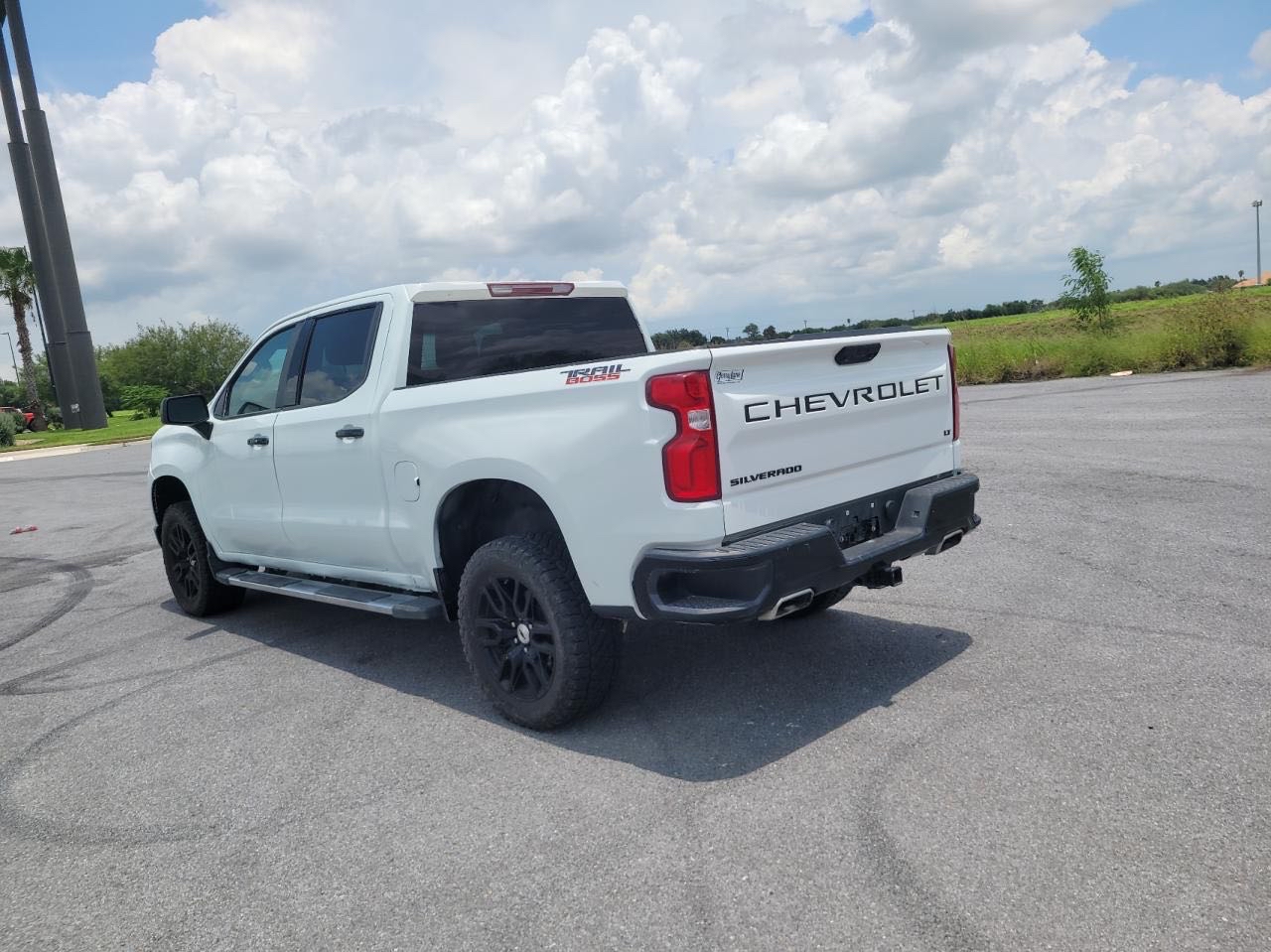 2022 Chevrolet Silverado vin: 3GCUDFELXNG514100