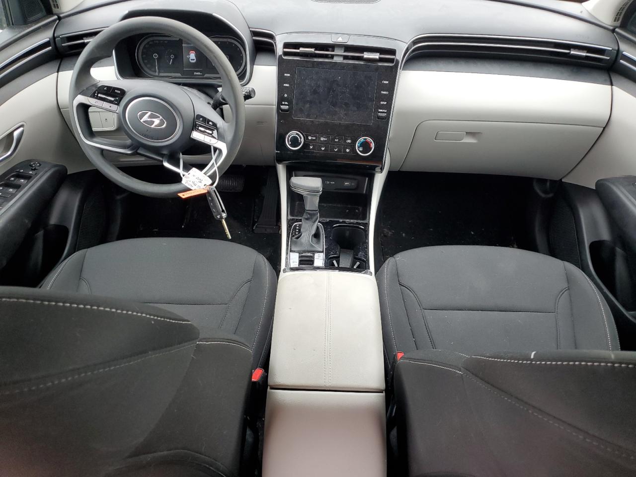 2023 Hyundai Tucson - Image 8