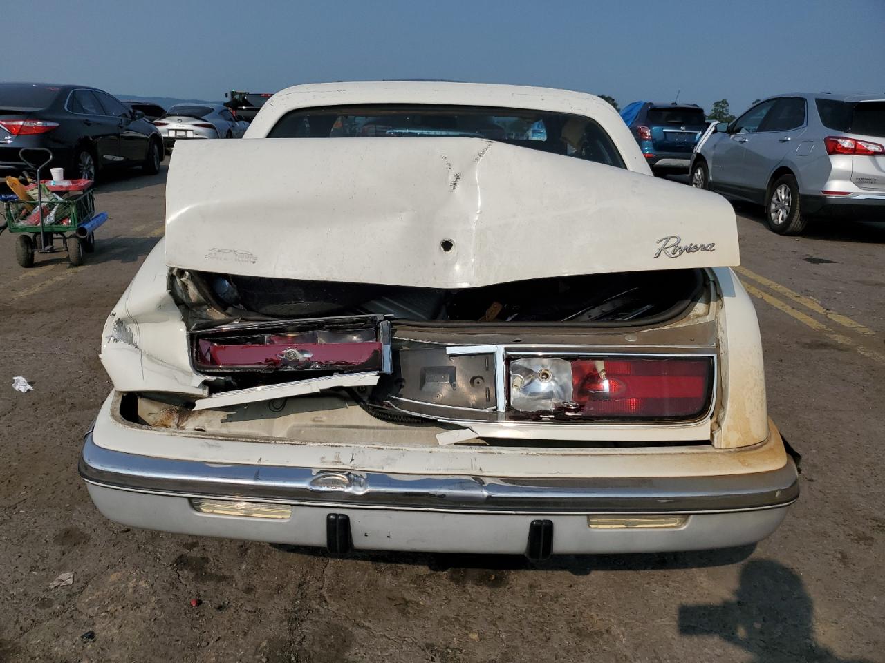 1990 Buick Riviera VIN: 1G4EZ13C1LU408720 Lot: 67043974