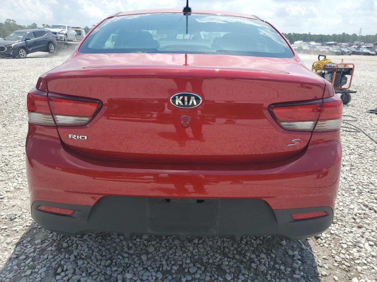 3KPA24AB3KE196998 2019 Kia Rio S