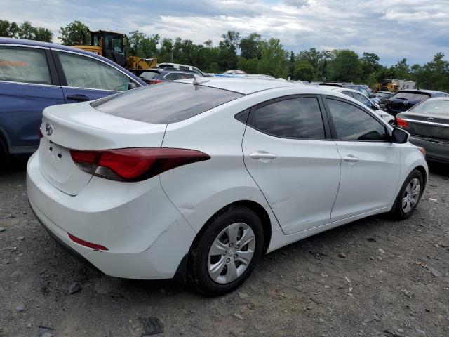 Sedans HYUNDAI ELANTRA 2016 Biały