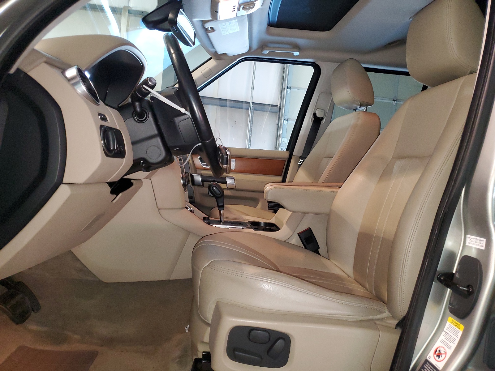 SALAG2D4XCA630690 2012 Land Rover Lr4 Hse