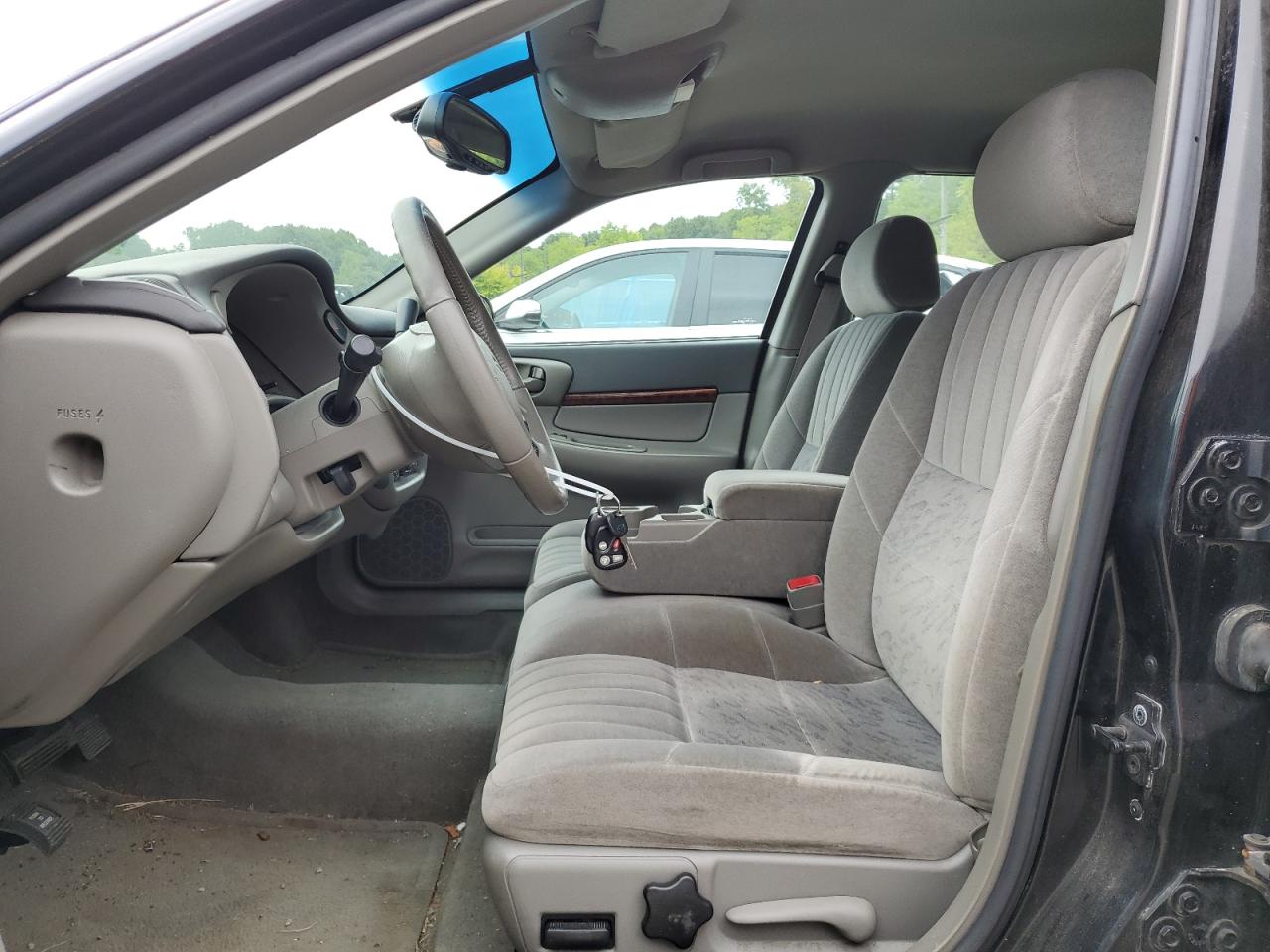 2001 Chevrolet Impala VIN: 2G1WF55E119188733 Lot: 67858324