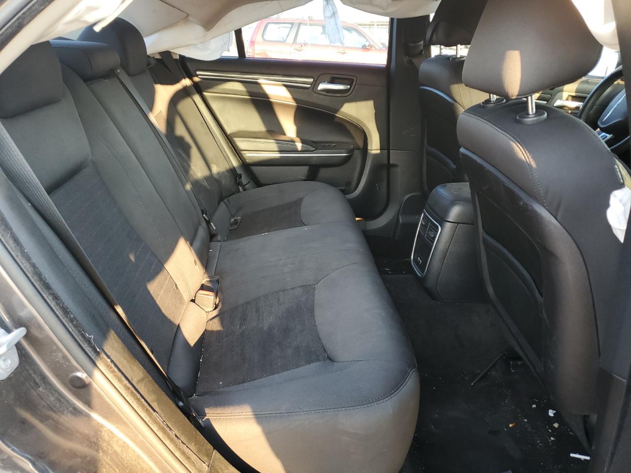 2018 Chrysler 300 Touring VIN: 2C3CCAAG9JH164998 Lot: 65839184