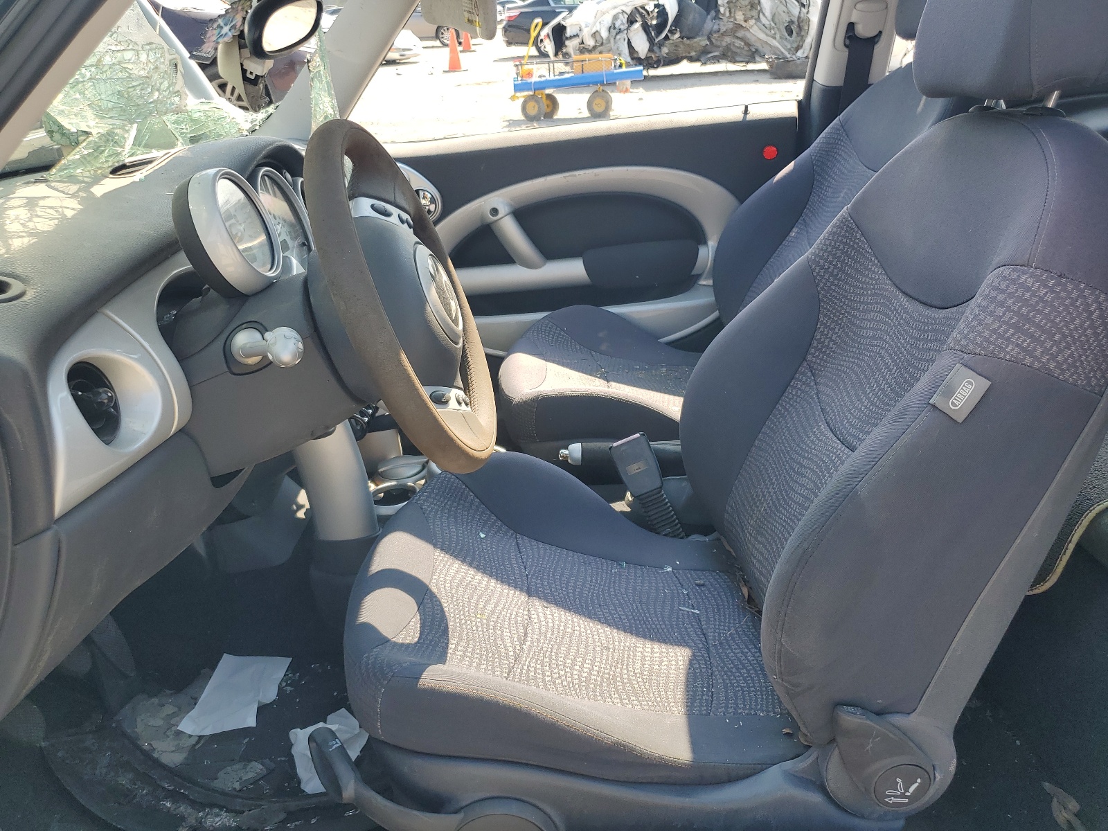 WMWRC33453TC48603 2003 Mini Cooper