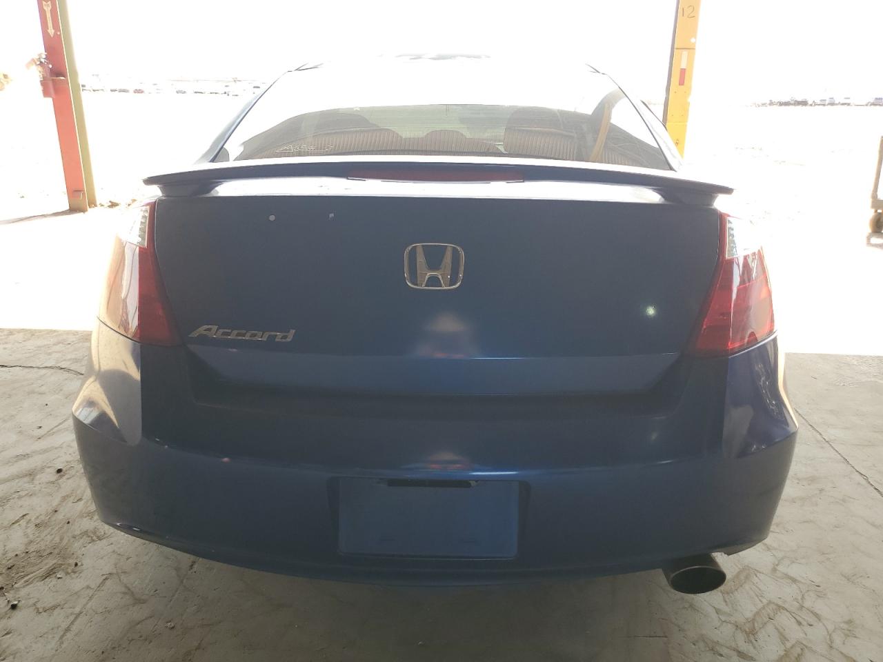 1HGCS12718A000135 2008 Honda Accord Ex