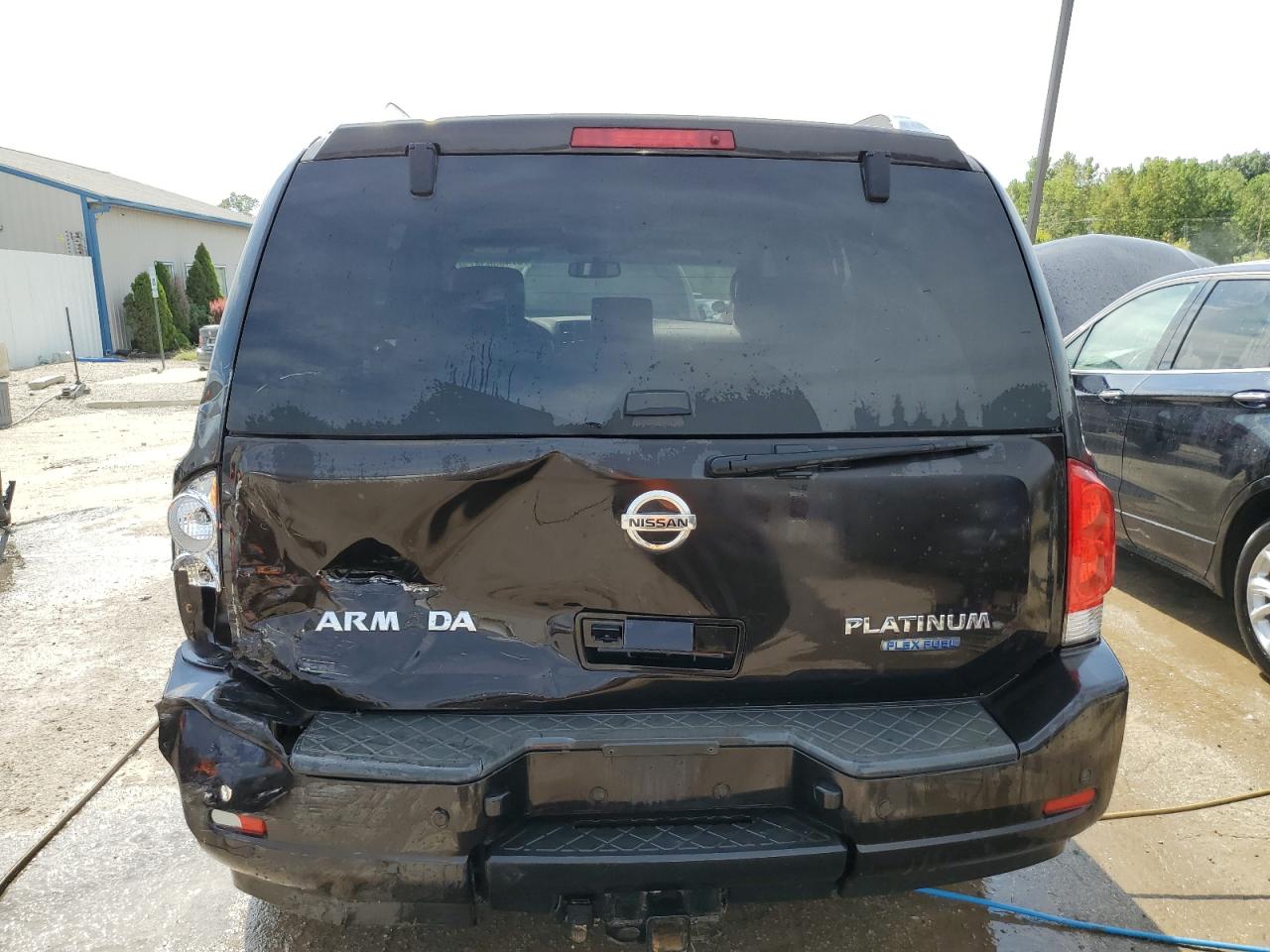 5N1BA0NC2BN612081 2011 Nissan Armada Sv