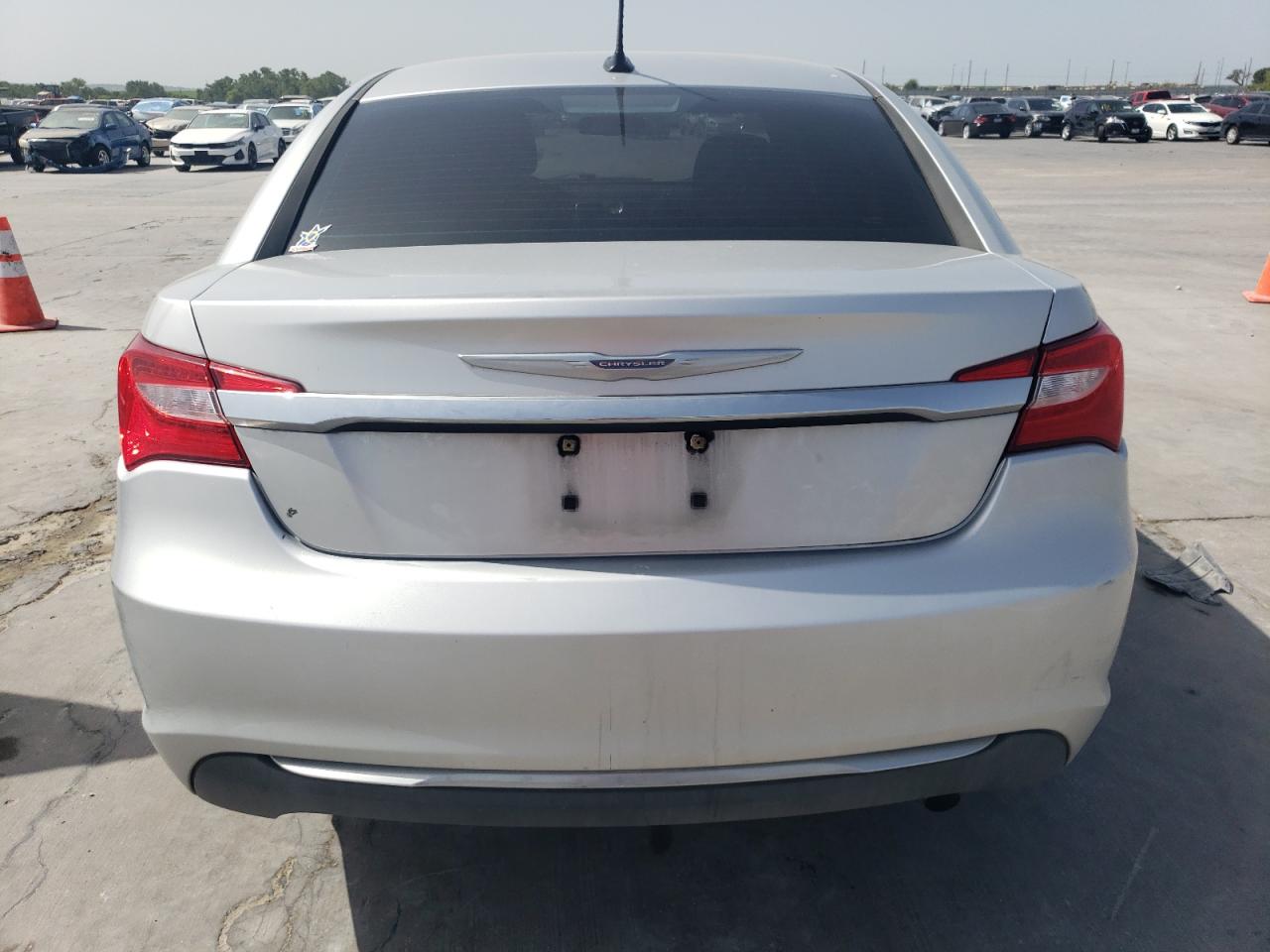 2012 Chrysler 200 Touring VIN: 1C3CCBBB4CN102041 Lot: 65055534