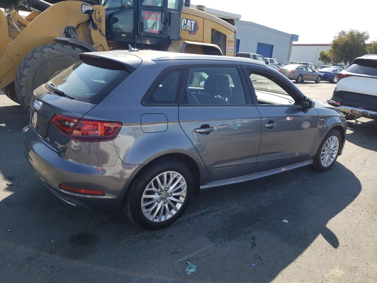 2016 Audi A3 E-Tron Premium Ultra VIN: WAUVPBFF5GA157629 Lot: 65585714