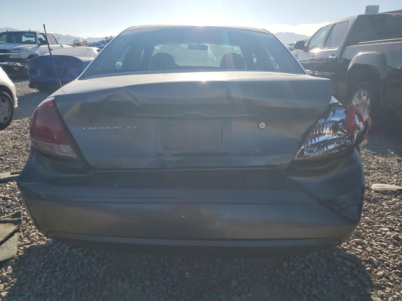 2005 Ford Taurus Se VIN: 1FAFP53U95A114555 Lot: 68367804