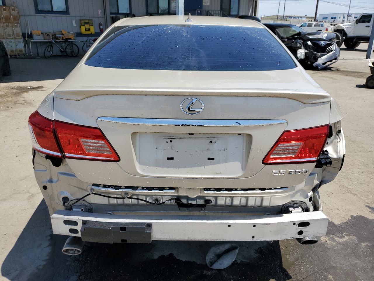 2011 Lexus Es 350 VIN: JTHBK1EG3B2415222 Lot: 66512254