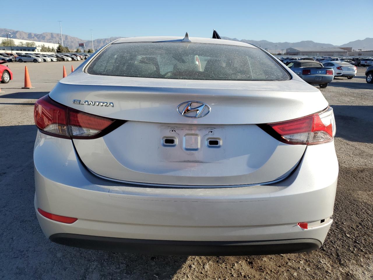 2015 Hyundai Elantra Se VIN: KMHDH4AE6FU303096 Lot: 68572794