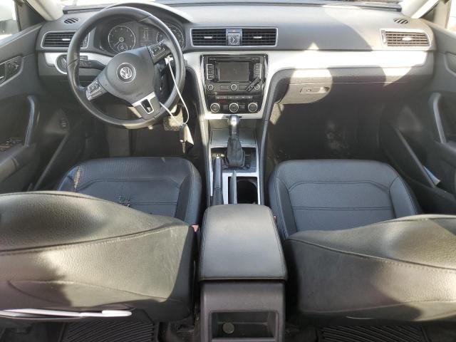  VOLKSWAGEN PASSAT 2012 Білий