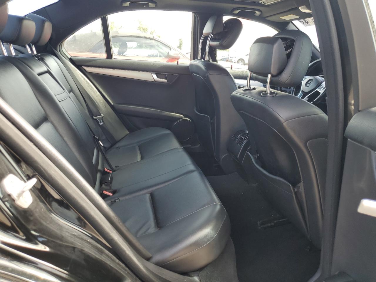 2012 Mercedes-Benz C 250 VIN: WDDGF4HB1CR233434 Lot: 65291334