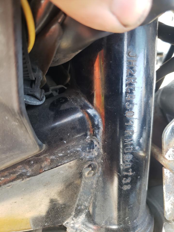 1994 Honda Vf750 C VIN: JH2RC4309RM000738 Lot: 69577804