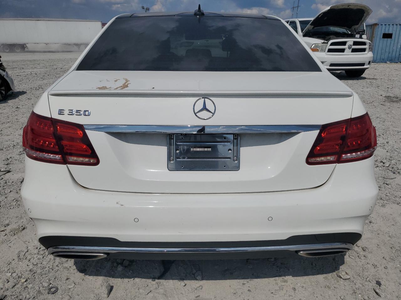 2014 Mercedes-Benz E 350 VIN: WDDHF5KB8EA999066 Lot: 65771644