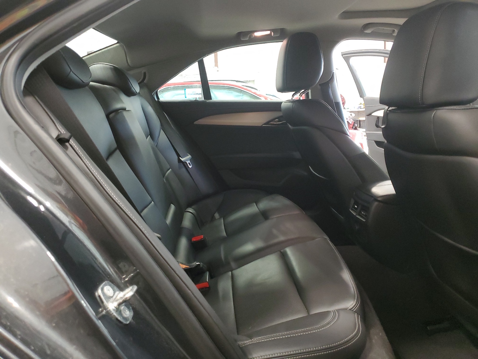 1G6AF5RX8J0165606 2018 Cadillac Ats Luxury