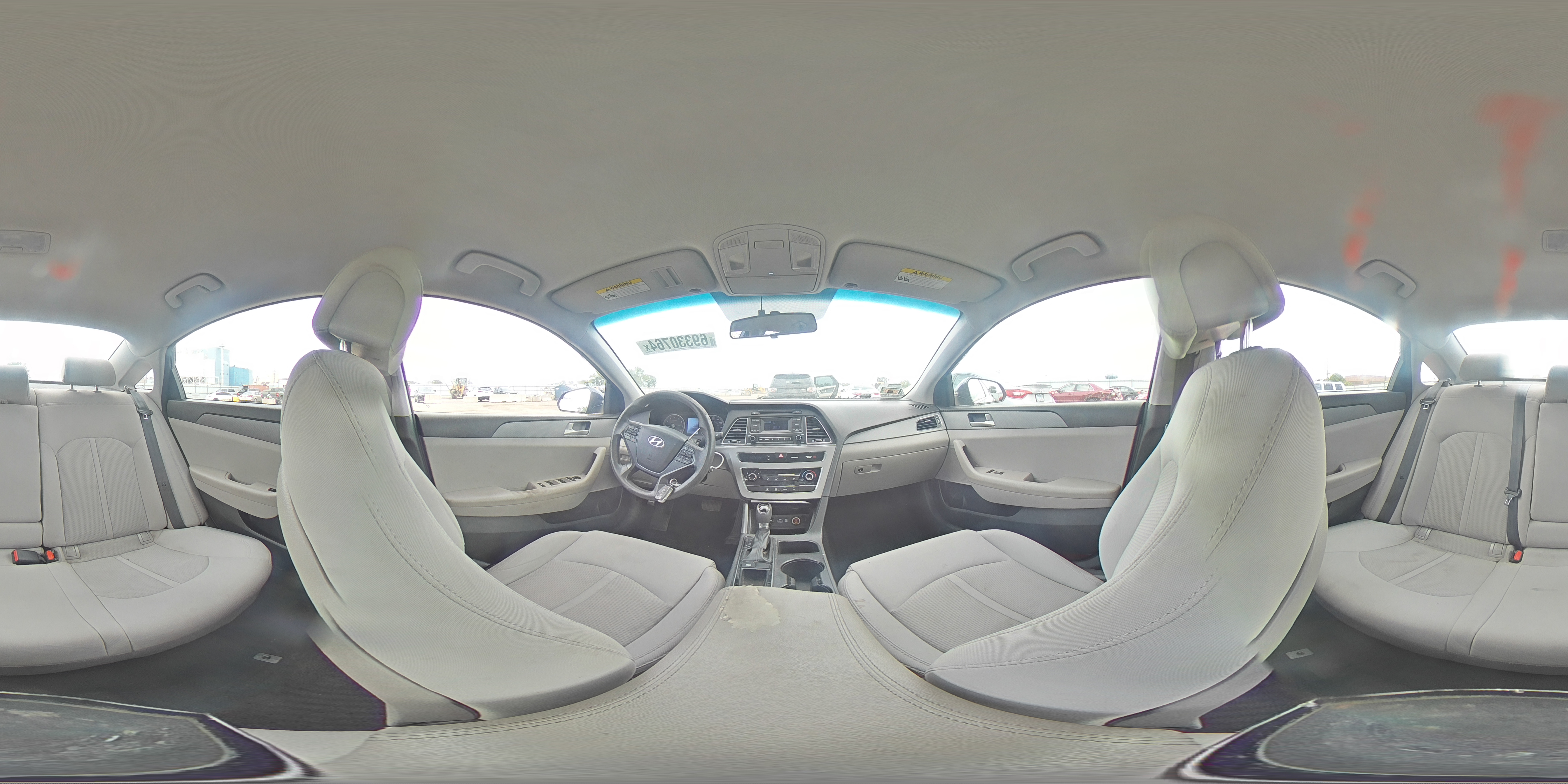 2015 Hyundai Sonata - Image 13