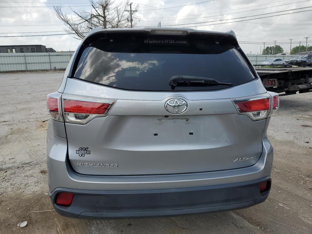 5TDJKRFH8GS506991 2016 Toyota Highlander Xle