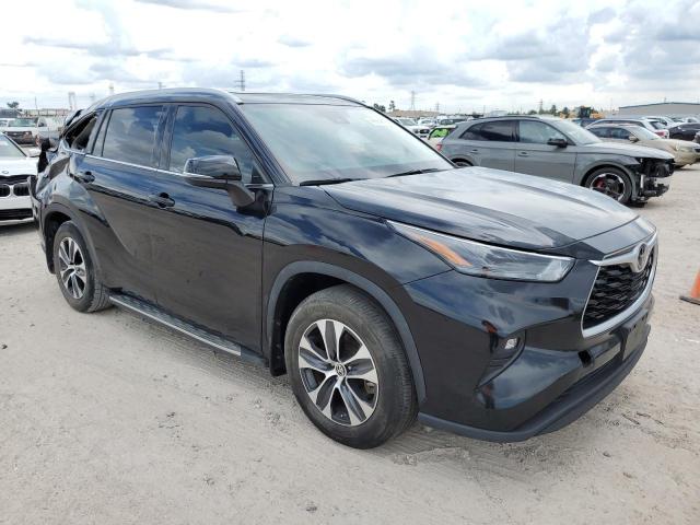  TOYOTA HIGHLANDER 2022 Черный