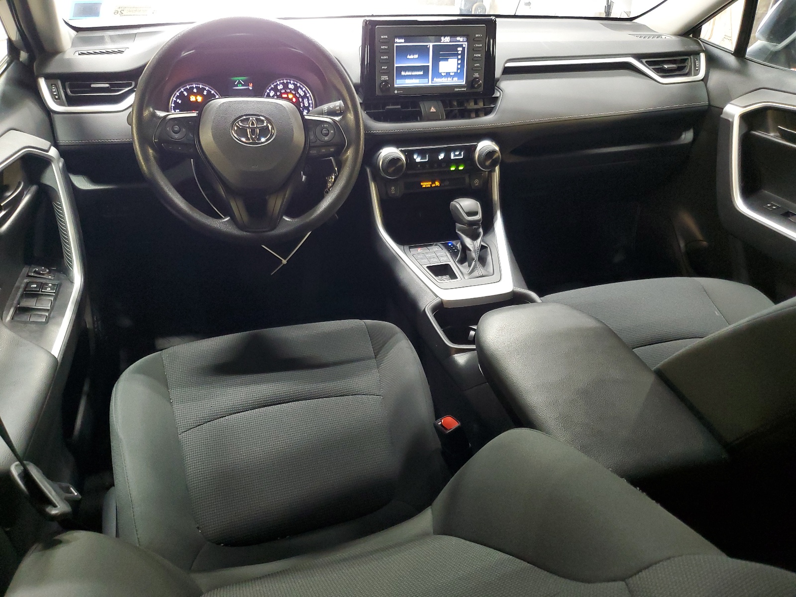 2T3F1RFV8MC216812 2021 Toyota Rav4 Le