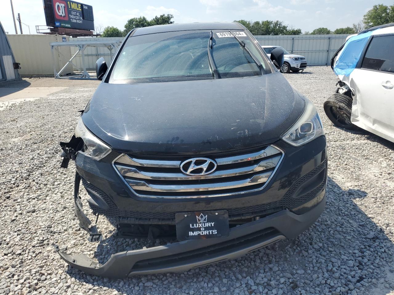 2014 Hyundai Santa Fe - Image 5