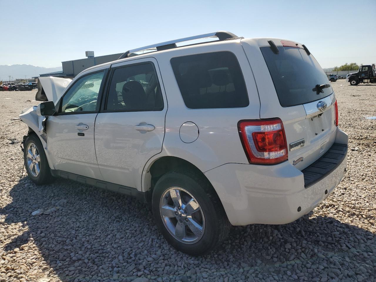 2010 Ford Escape - Image 2
