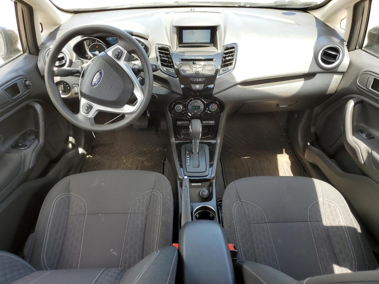 3FADP4BJ3KM164262 2019 Ford Fiesta Se