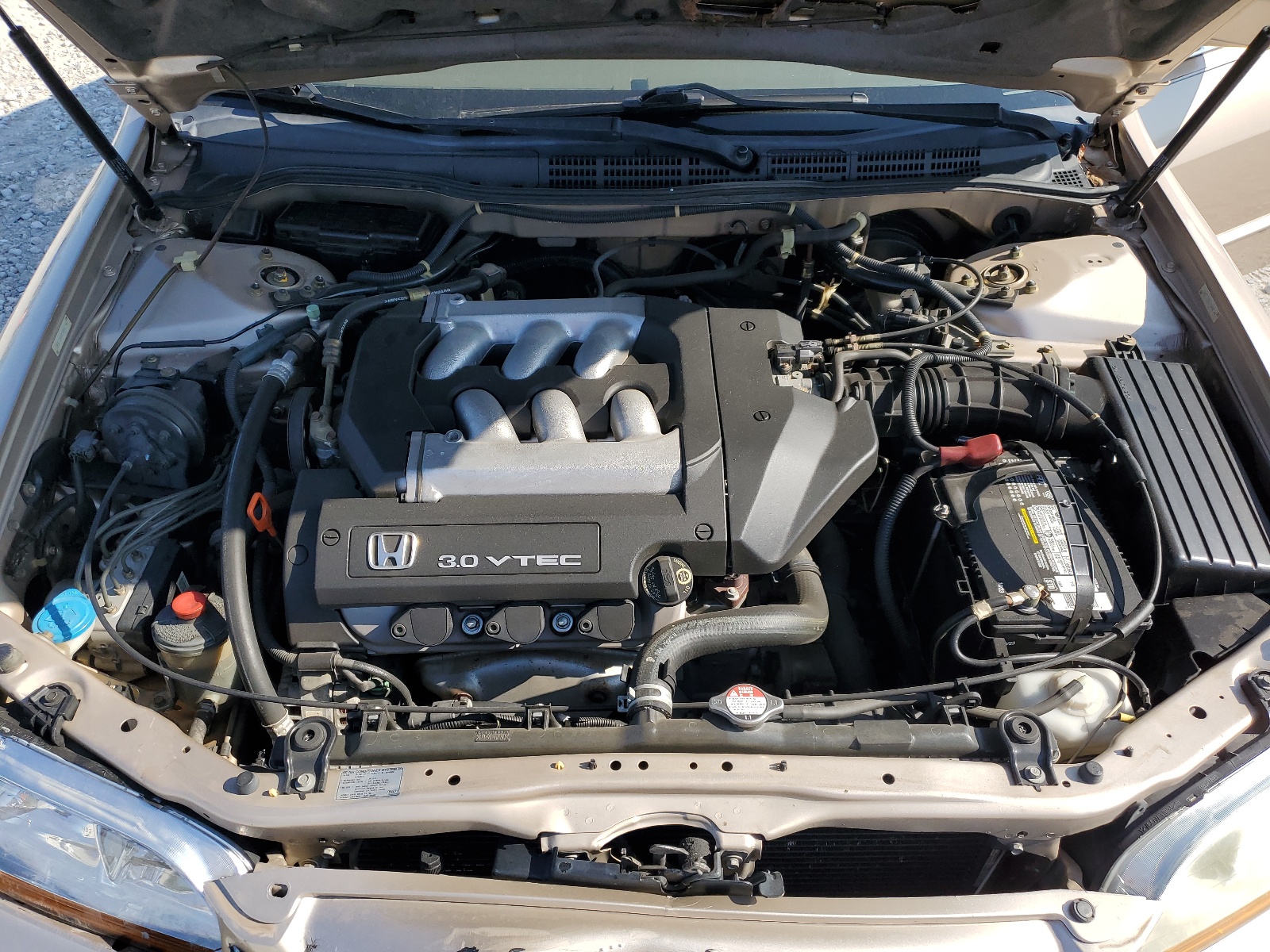 1HGCG16511A046144 2001 Honda Accord Ex