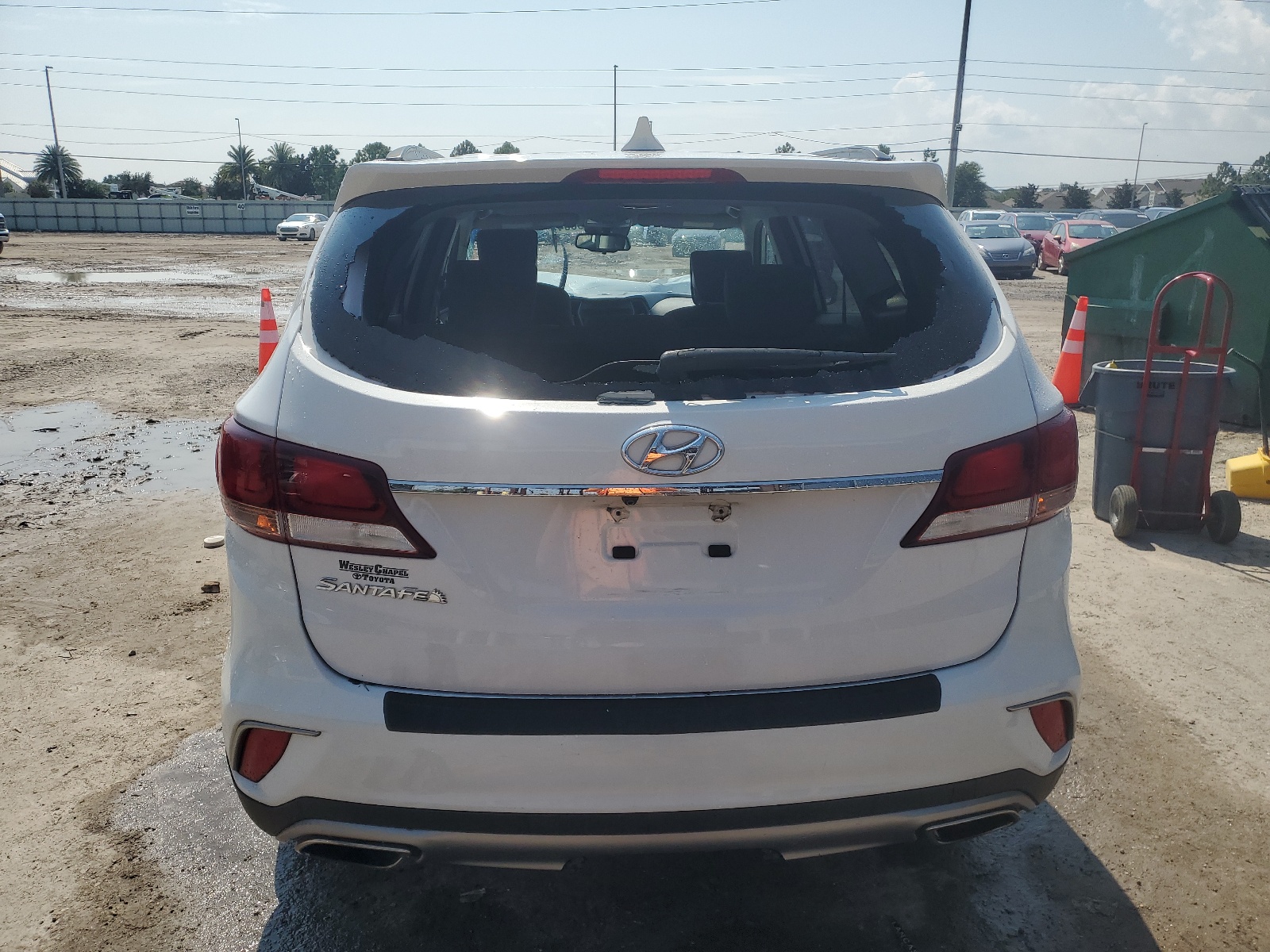 KM8SM4HF2HU180627 2017 Hyundai Santa Fe Se