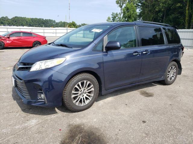 2020 Toyota Sienna Xle