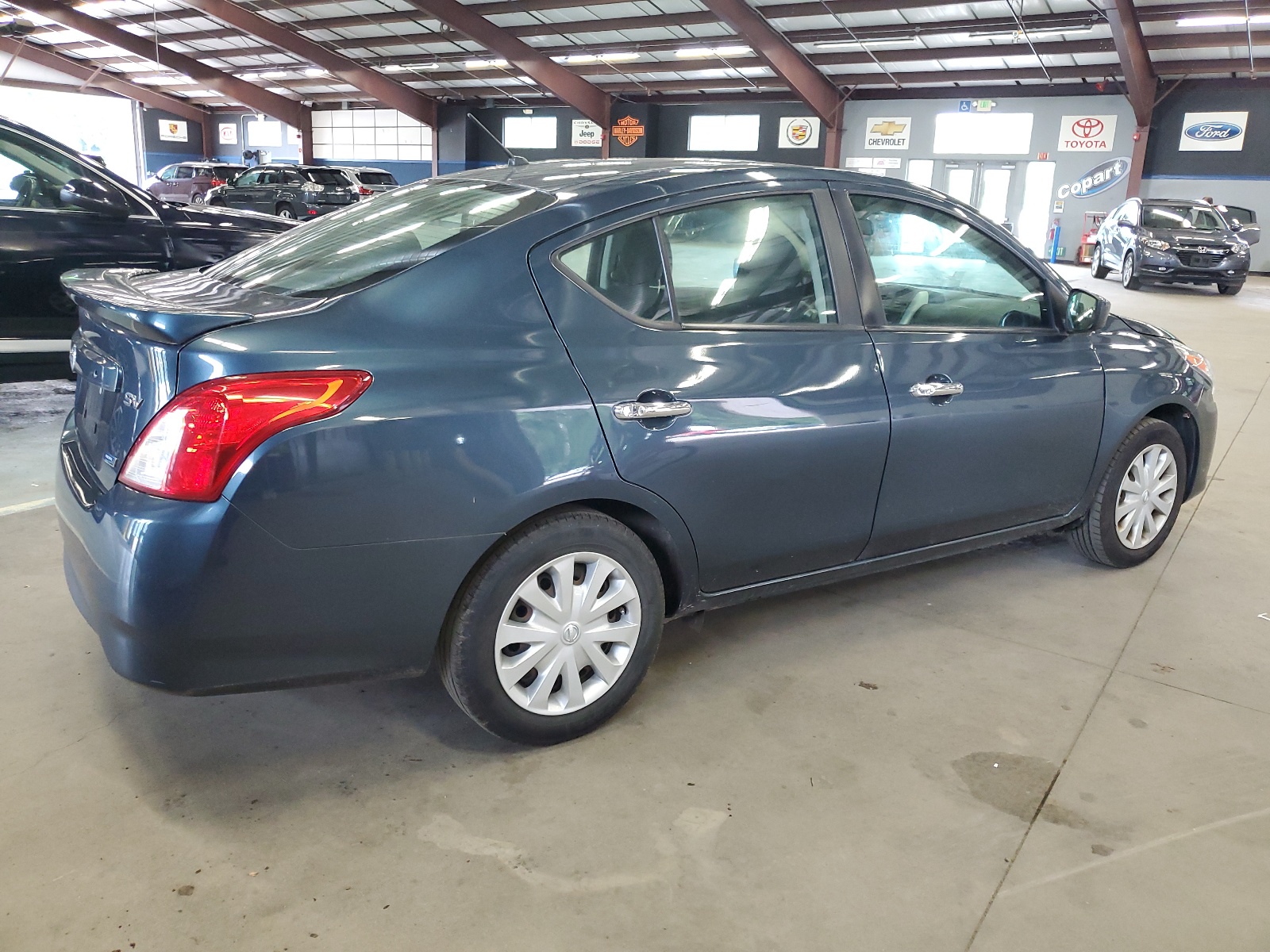 2015 Nissan Versa S vin: 3N1CN7AP4FL839568