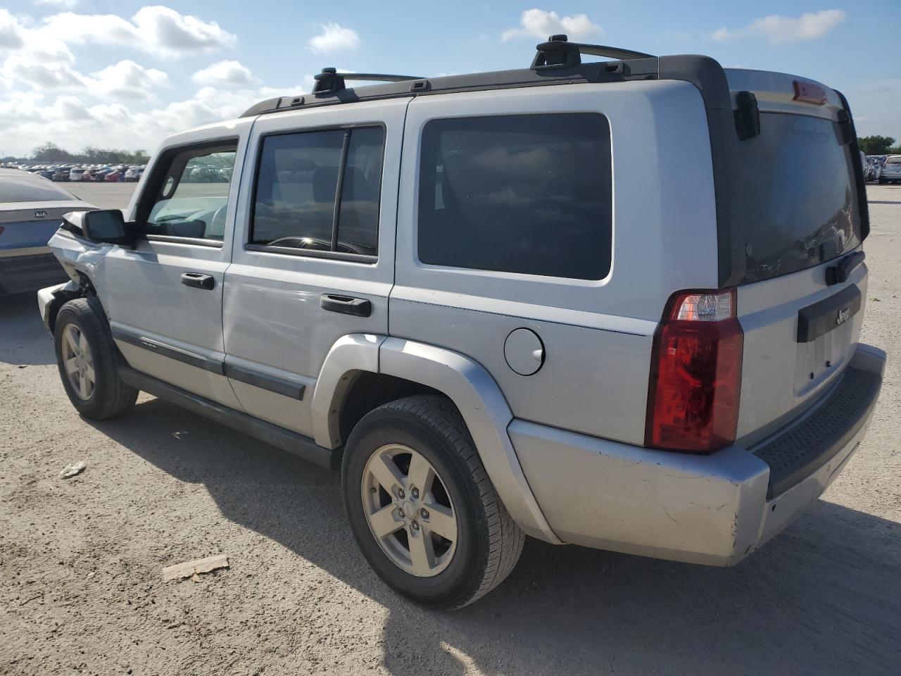 2006 Jeep Commander - Image 1