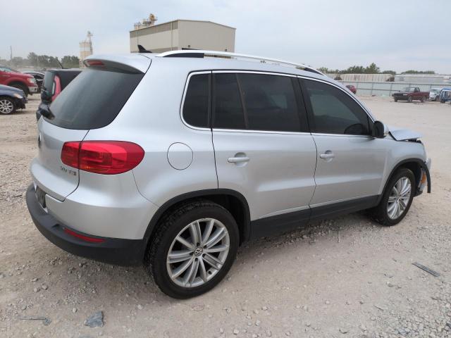  VOLKSWAGEN TIGUAN 2015 Silver