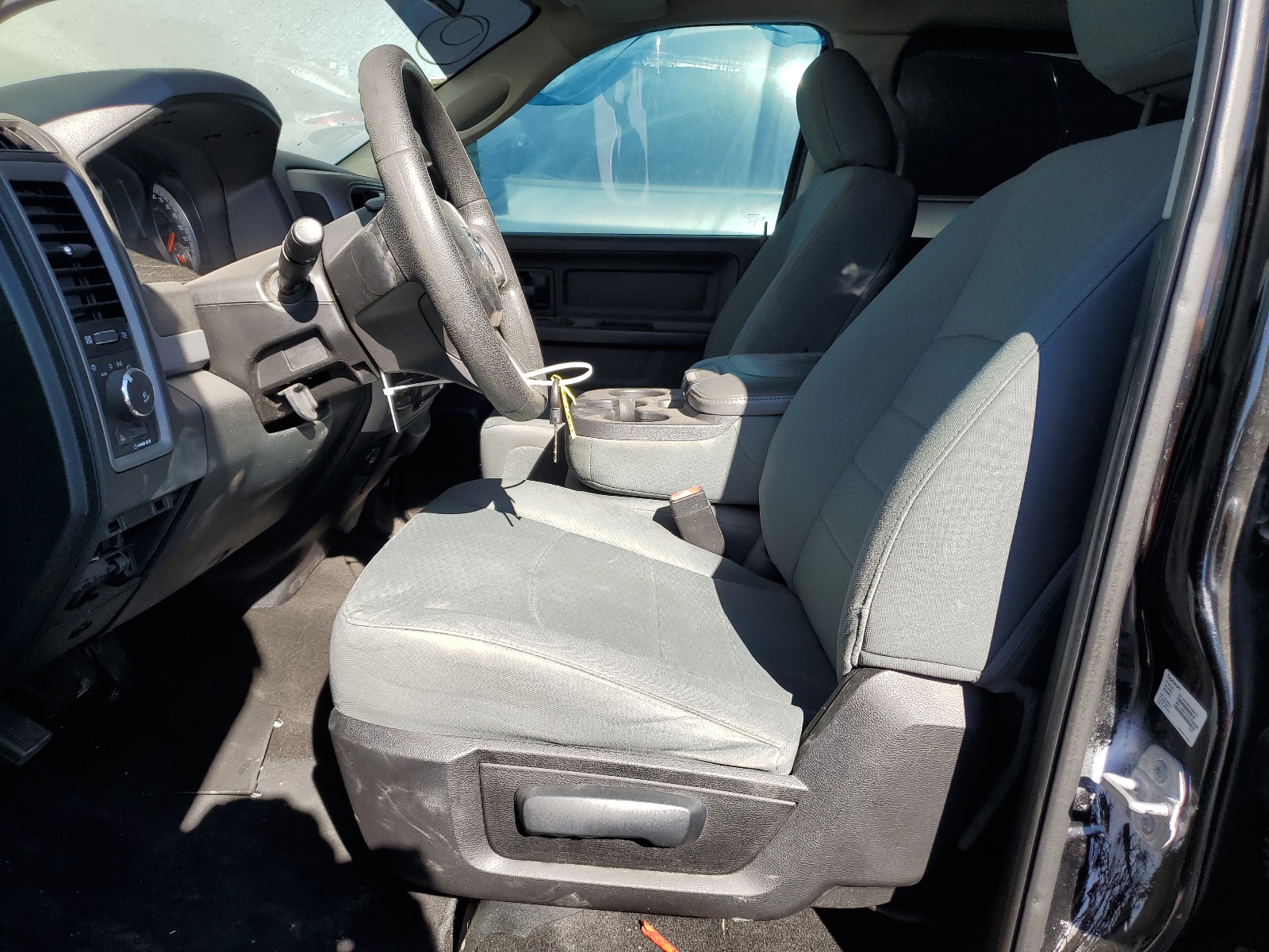 1C6RR7KT3FS573153 2015 Ram 1500 St