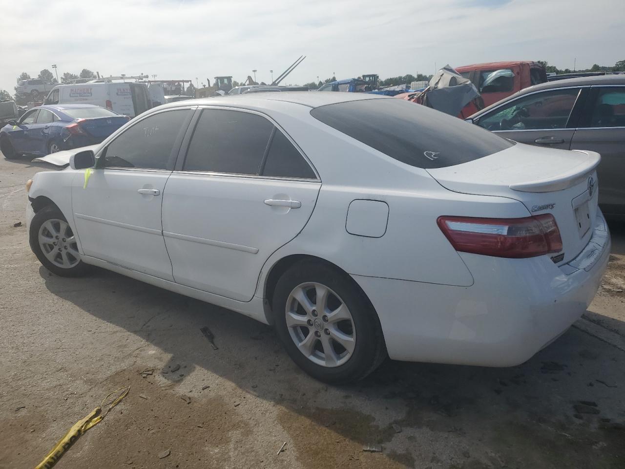 4T4BE46K98R011627 2016 TOYOTA CAMRY - Image 2