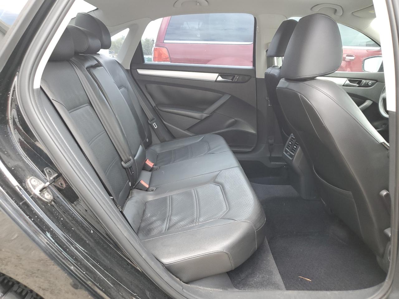 2013 Volkswagen Passat Se VIN: 1VWBN7A39DC042177 Lot: 68307344