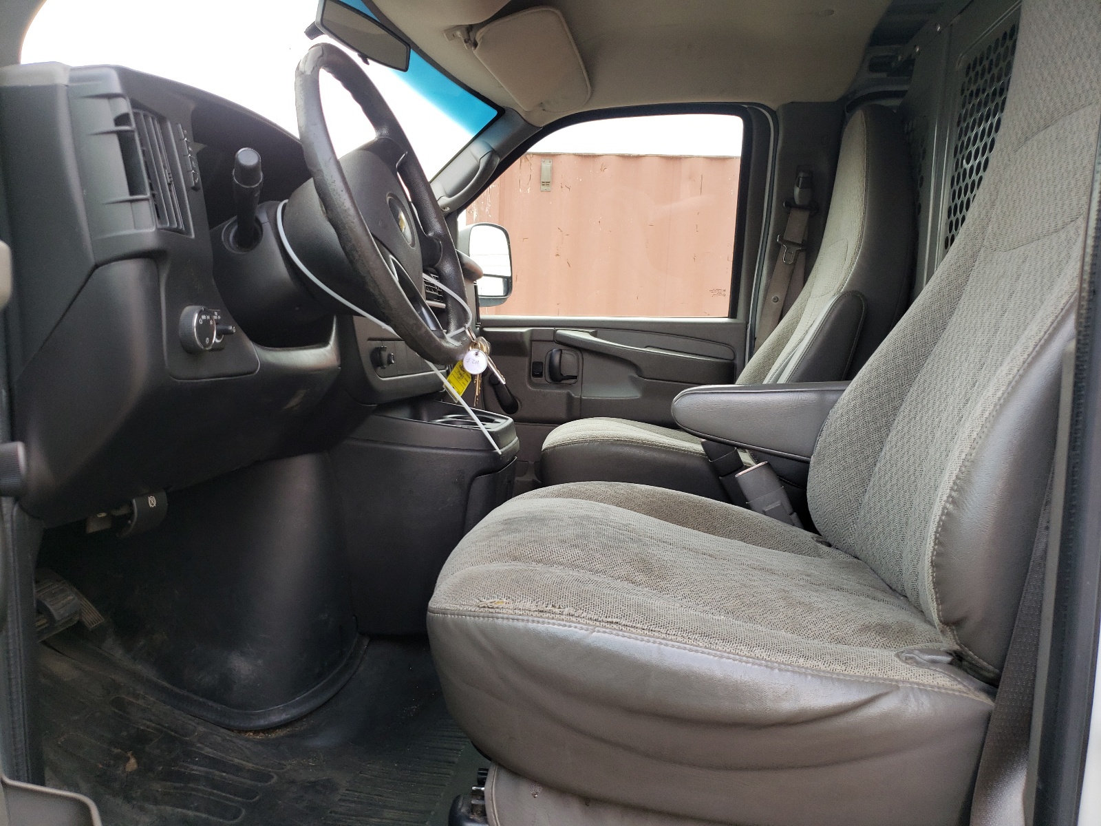 1GCWGFBGXC1161490 2012 Chevrolet Express G2500
