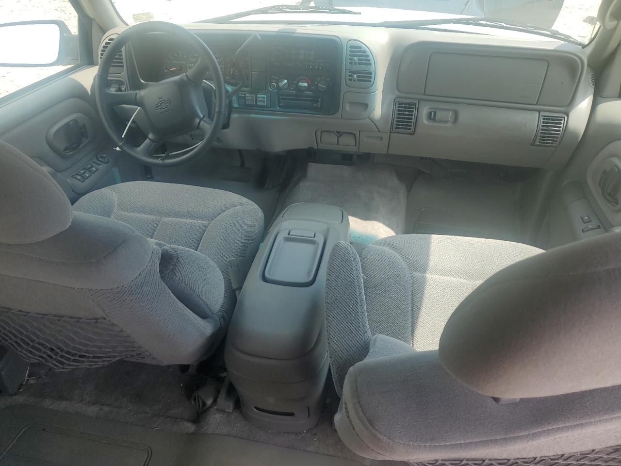 1999 Chevrolet Tahoe - Image 8